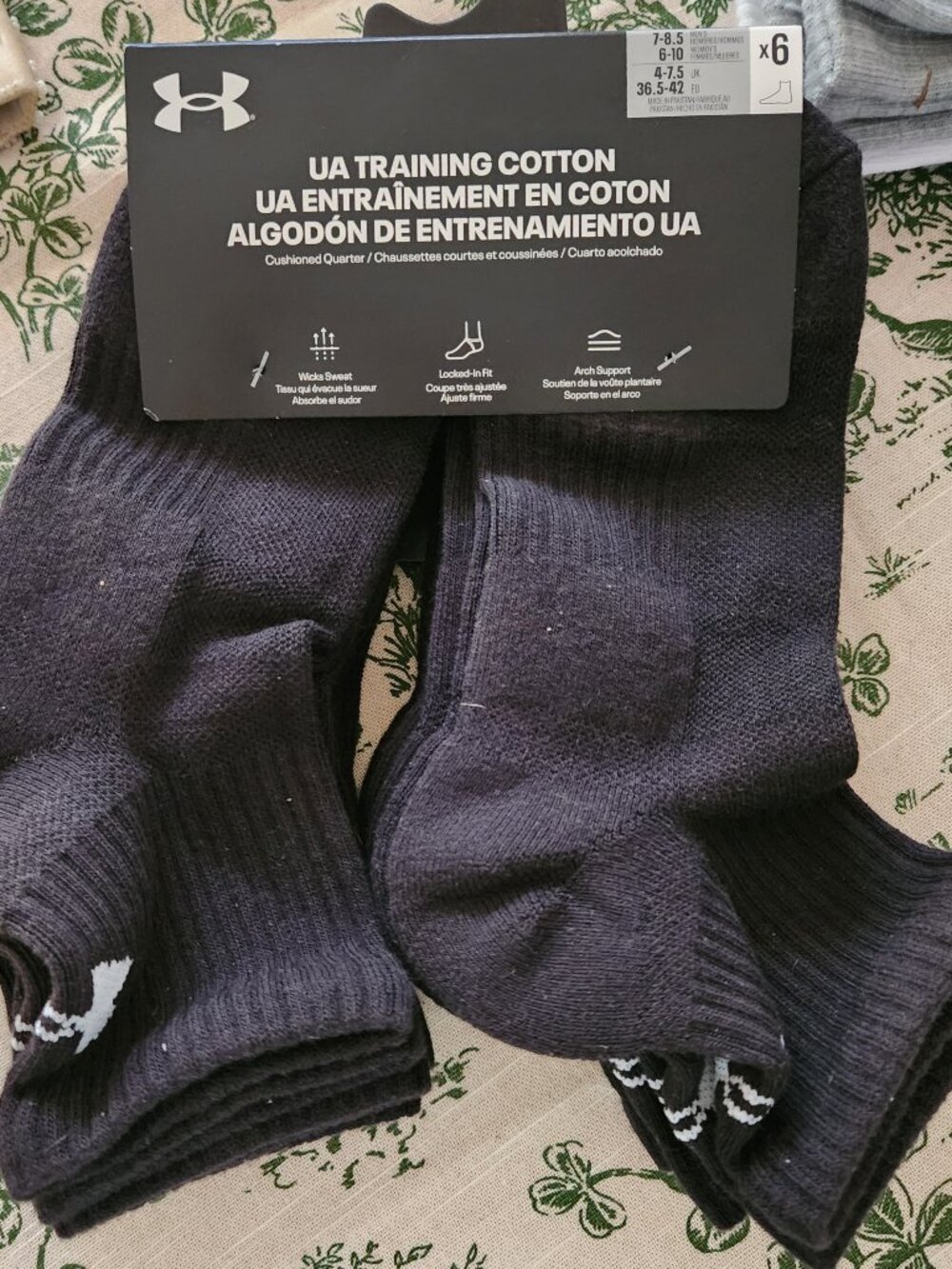 Under Armour UA Training Cotton Cushioned Black  Quarter Cut Socks 6 Pair New